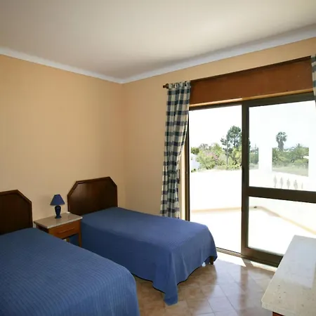 Stylish Villa With Large Private Pool Sea Views Albufeira