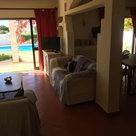 Stylish Villa With Large Private Pool Sea Views