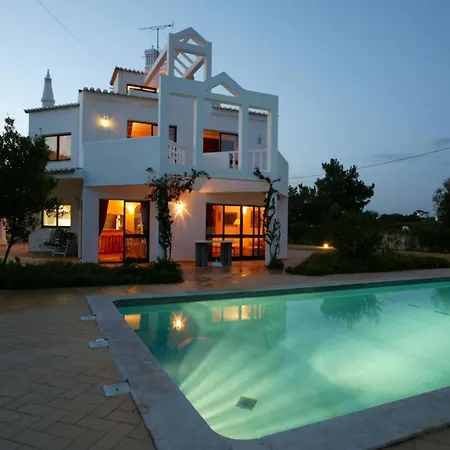 Stylish Villa With Large Private Pool Sea Views