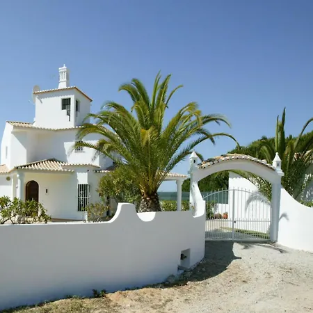 Βίλα Stylish Villa With Large Private Pool Sea Views *